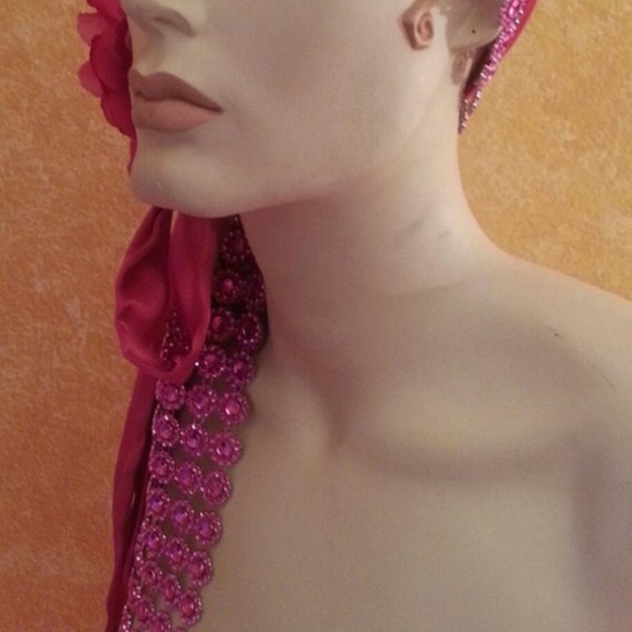 Pink Illusion Rhinestone Look Rose Satin Headpiece main image 7